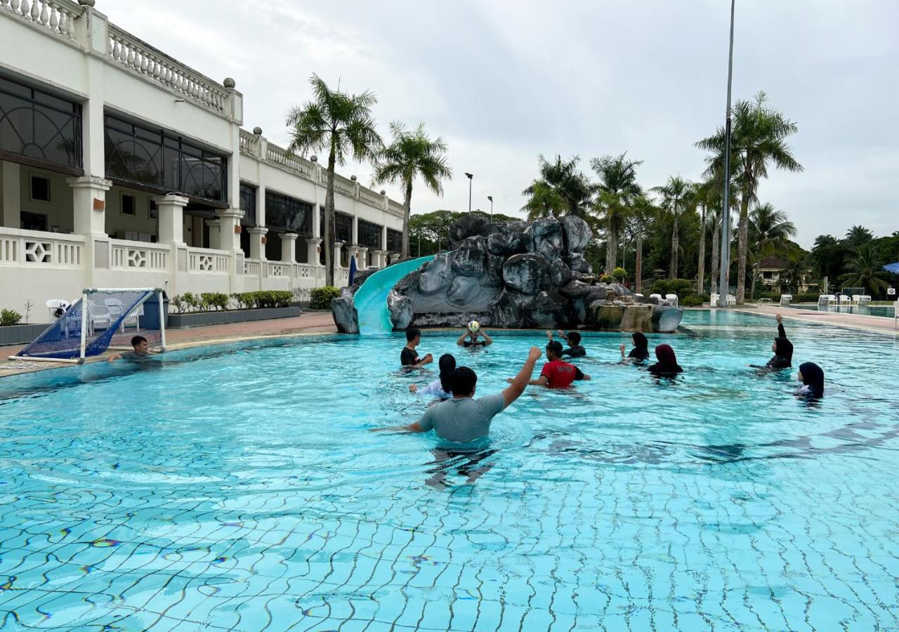 Tanjung Puteri Golf And Resort Malaysia Pasir Gudang Exterior photo