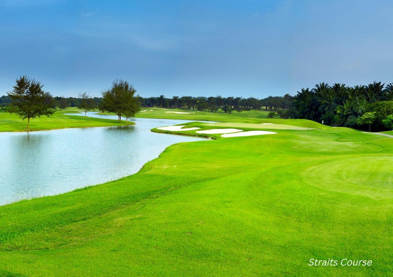 Tanjung Puteri Golf And Resort Malaysia Pasir Gudang Exterior photo